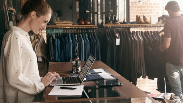 Card_scanner_retail_1920x1080