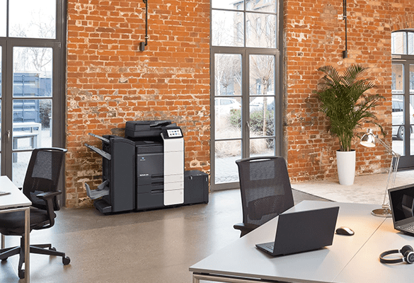 konica-minolta-partnership_585x400