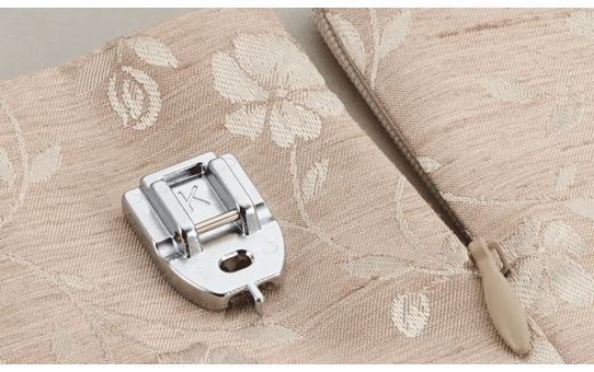 F080AP: Concealed Zipper Foot 2