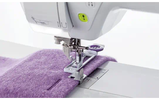 F083AP: Binding Buttonhole Foot 1 2