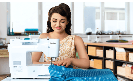 Innov-is A80 Electronic Home Sewing Machine 8