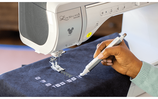 Innov-ís Luminaire 3 XP3 Sewing, Quilting & Embroidery Machine 7